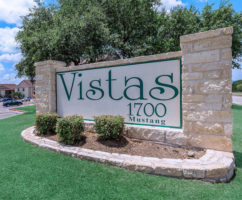 vistas apartments
