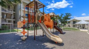 Oak Creek Townhomes