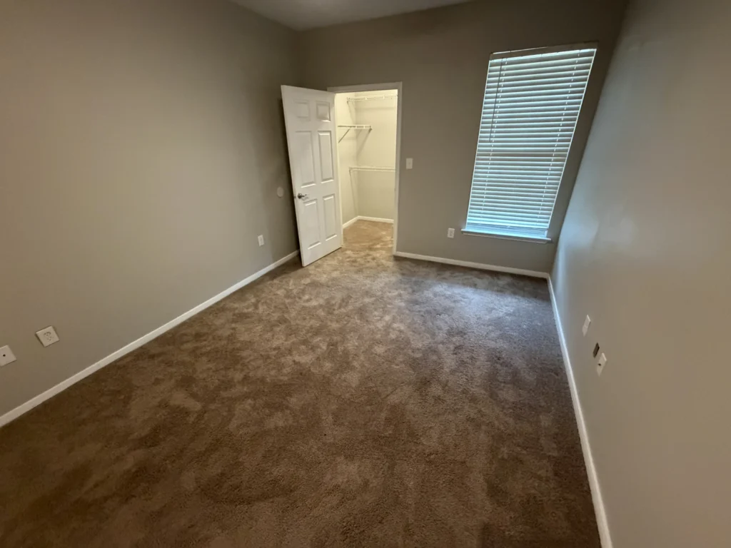 Park at Kirkstall — bedroom with walk-in closet